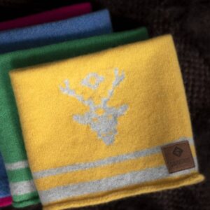 Miessi barnehals fra Graveniid. Gul